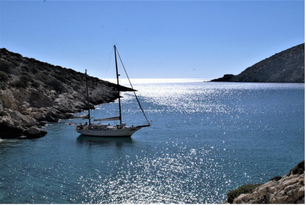 Floating Home patiently waiting her Captain to return